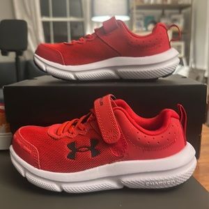 Boys Under Armour Sneakers